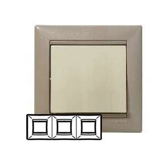 770023 Legrand | Рамка 3-м Valena горизонт. кантри Leg 