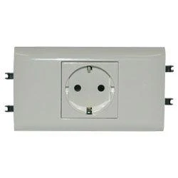 077431 Legrand | Розетка 1-м СП 2мод. Mosaic 16А IP40 2P+E с заземл. безвинт. клеммы для кабель-канала DLP механизм бел. Leg 