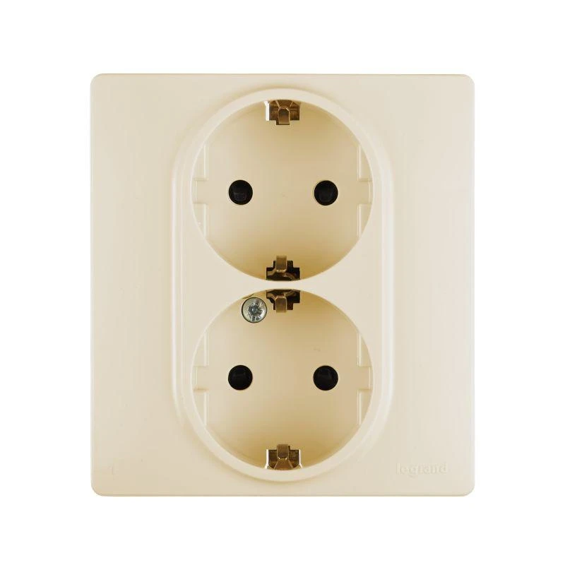 Legrand  | Розетка 2-м СП Etika 16А IP31 250В 2х2P+E с заземл. защ. шторки немецк. стандарт безвинт. клеммы сл. кость Leg 672333