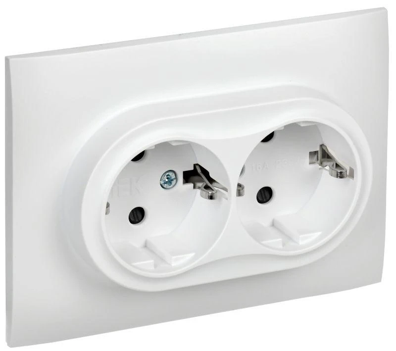 IEK  | Розетка 2-м SKANDY 16А с заземл. защ. шторки в сборе SK-R07W арктич. бел.  SK-R24-16-K01-F