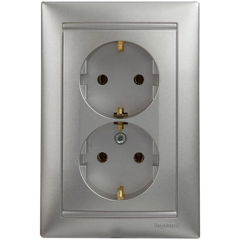 770100 Legrand | Розетка 2-м СП Valena 16А IP20 230/250В 2х2P+E с заземл. немецк. стандарт в сборе алюм. Leg 