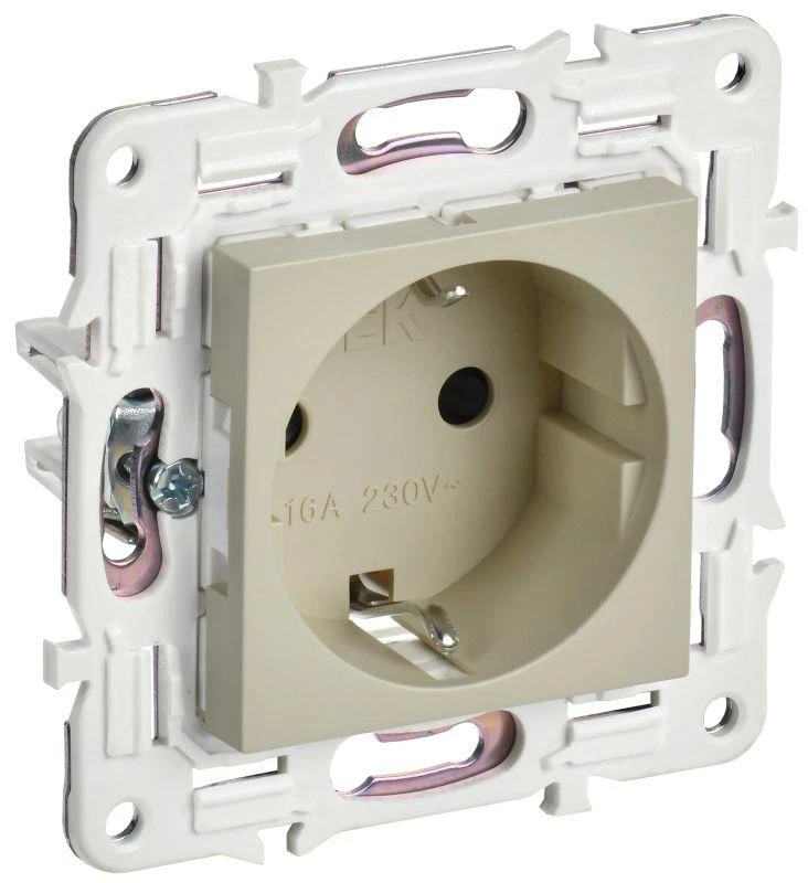 IEK  | Розетка SKANDY 16А с заземл. защ. шторки SK-R04B беж.  SK-R14-16-K10