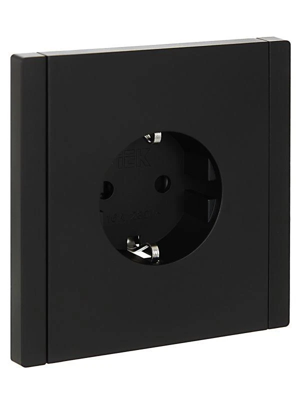 IEK  | Розетка СП FORTE&PIANO FP113 16А с заземл. защ. шторки безвинт. крепл. черн.  FP-R14-16-1-K02