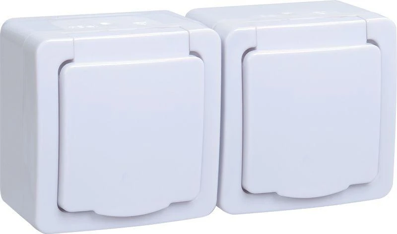 IEK  | Розетка 2-м ОП Гермес Plus РСб22-3-ГПБб 16А IP54 с заземл. с крышкой бел.  ERMP22-K01-16-54-EC