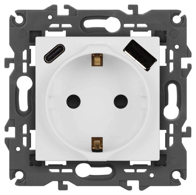 Б0067710 Эра | Розетка Elegance 14-4108-01М 16A 250В 2P+E защ. шторки с USB type-A+C 3А 5В матов. бел.  