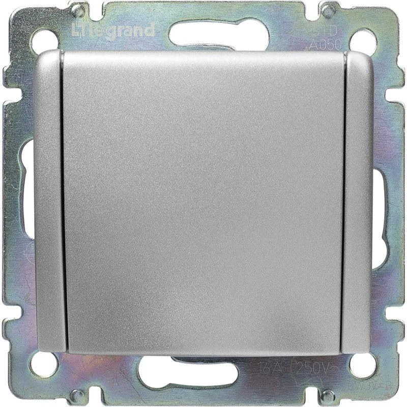 770122 Legrand | Розетка 1-м СП Valena 16А IP21 с заземл. с крышкой немецк. стандарт винты механизм алюм. Leg 