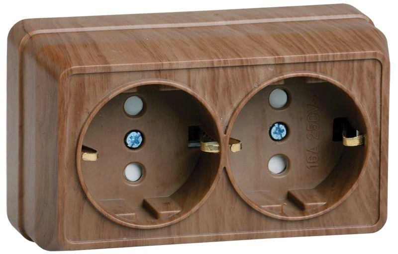 ERO24-K04-16-DC IEK | Розетка 2-м ОП Октава РСш22-3-ОД 16А IP20 с заземл. защ. шторки дуб  