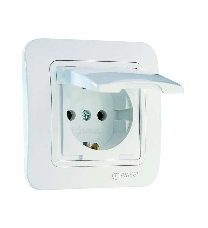 70029 Makel | Розетка 1-м СП Lillium 16А IP20 без заземл. с крышкой бел./бел.  