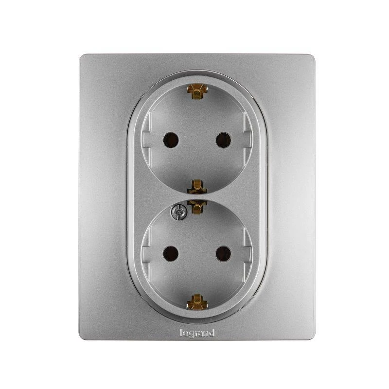 Legrand  | Розетка 2-м СП Etika 16А IP20 250В 2P+E с заземл. немецк. стандарт винт. клеммы в сборе алюм. Leg 672423