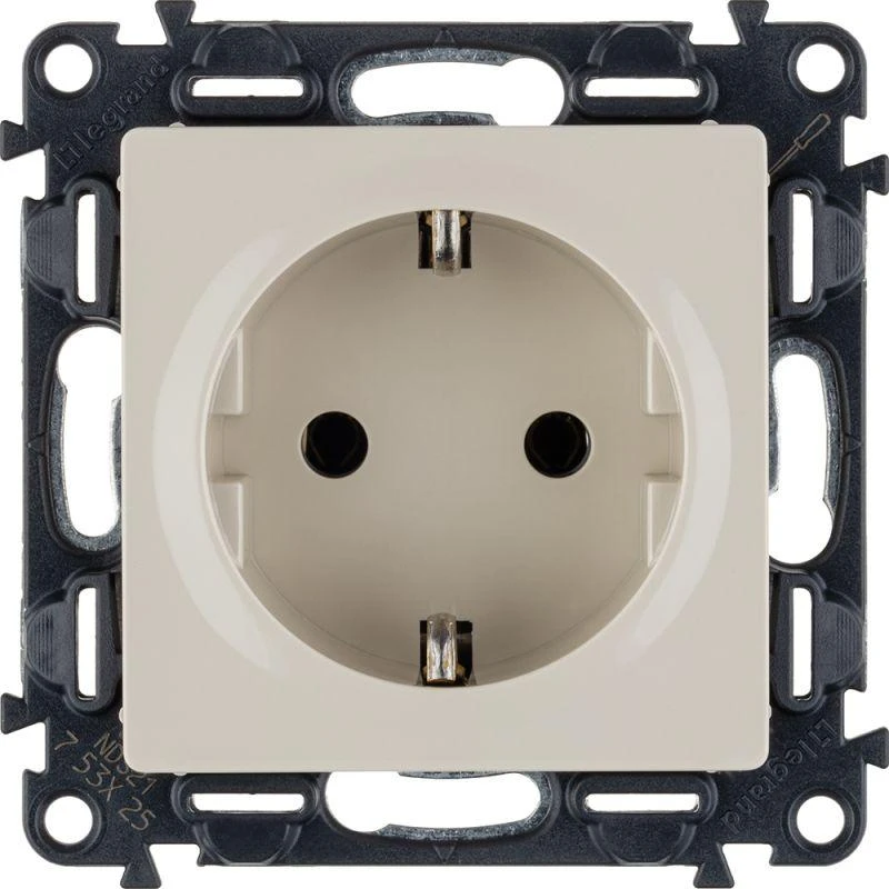 753525 Legrand | Розетка 1-м СП Valena Life 16А IP20 250В 2P+E винт. клеммы механизм сл. кость Leg 