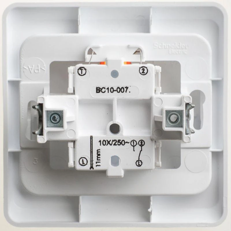 Переключатель проходной 1-кл. СП Этюд 10А IP20 с подсветкой бел. SE BC10-007B